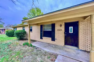 3505 Northpark Dr, Corsicana, TX 75110 - Photo 2