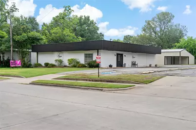 1850 Pine Bluff Street, Paris, TX 75460 - Photo 18