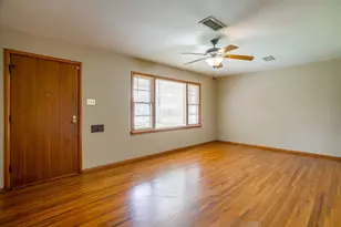 601 Perry Dr, White Settlement, TX 76108 - Photo 6
