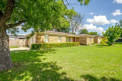601 Perry Drive, White Settlement, TX 76108 - Photo 2