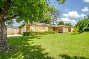 601 Perry Dr, White Settlement, TX 76108 - Photo 2