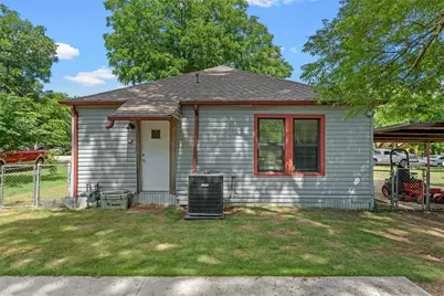 704 S Marable Street, West, TX 76691 - Photo 18