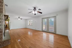 1801 Tyler Ave, Euless, TX 76040 - Photo 16