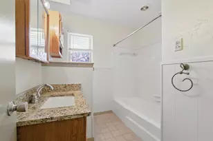 1801 Tyler Ave, Euless, TX 76040 - Photo 12