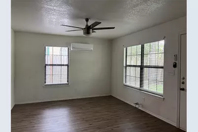 204 Pacific Avenue, Terrell, TX 75160 - Photo 2