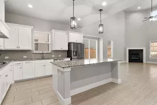584 Meandering Ln, Frisco, TX 75033 - Photo 6