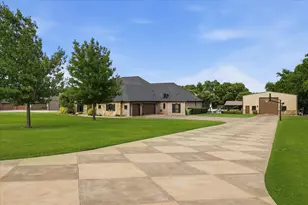 7000 Hunnington Dr, Sanger, TX 76266 - Photo 1