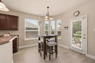 8113 Hickory Upland Dr, Fort Worth, TX 76131 - Photo 12