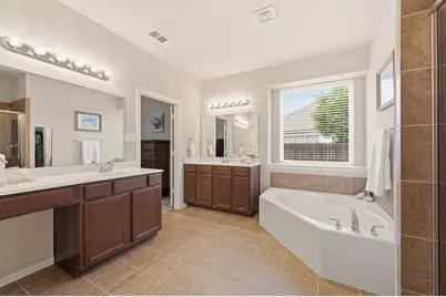 8113 Hickory Upland Drive, Fort Worth, TX 76131 - Photo 18