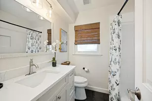 6127 Ravendale Ln, Dallas, TX 75214 - Photo 18