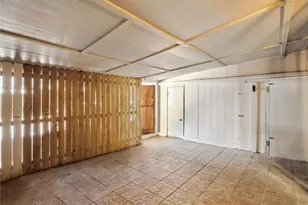 1719 E Grauwyler Rd, Irving, TX 75061 - Photo 30