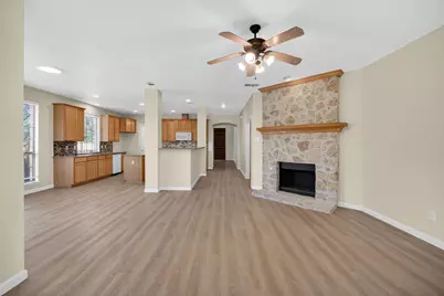 2616 Cove Drive, Grand Prairie, TX 75054 - Photo 4