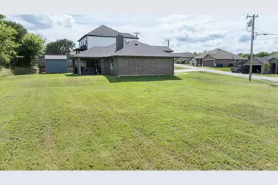 2125 Christine Drive, Granbury, TX 76048 - Photo 4