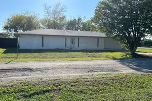110 Circle Dr, Point, TX 75472 - Photo 1