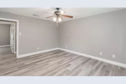 2013 Memphis Drive, Bedford, TX 76022 - Photo 18