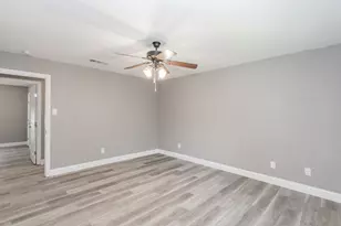 2013 Memphis Dr, Bedford, TX 76022 - Photo 18