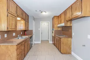 2013 Memphis Dr, Bedford, TX 76022 - Photo 34