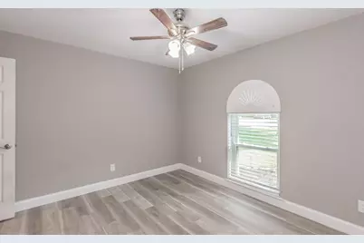 2013 Memphis Drive, Bedford, TX 76022 - Photo 12