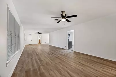 116 Vandenburg Drive, Denison, TX 75020 - Photo 12