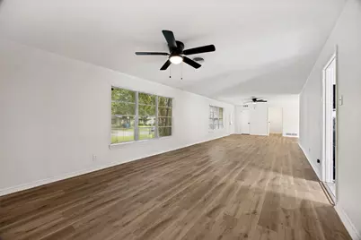 116 Vandenburg Drive, Denison, TX 75020 - Photo 2