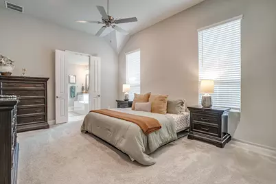 5482 Bradford Green Trail, Flower Mound, TX 75028 - Photo 18