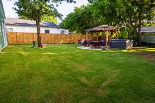 611 Grayson St, Nocona, TX 76255 - Photo 32