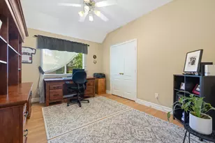 327 Lakeside Dr, Shady Shores, TX 76208 - Photo 18