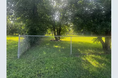 415 SE 5th, Mineral Wells, TX 76067 - Photo 4
