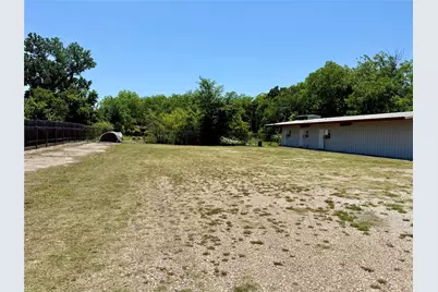 408 Live Oak St Street, Marlin, TX 76661 - Photo 6