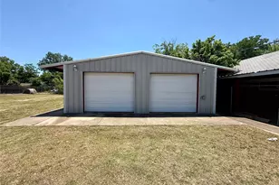 408 Live Oak St St, Marlin, TX 76661 - Photo 2