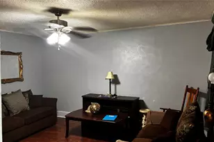 1018 E Woodin Blvd, Dallas, TX 75216 - Photo 4