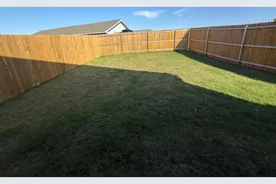 6825 Sunbeam Circle, Princeton, TX 75407 - Photo 12