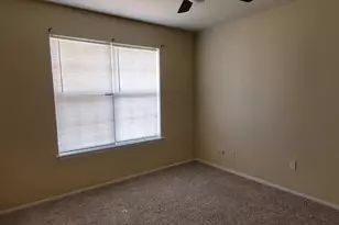 2760 Patricia Ln, Garland, TX 75041 - Photo 4