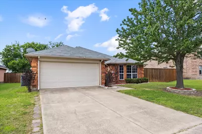2701 Redwood Street, Royse City, TX 75189 - Photo 2