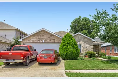 903 Hems Lane, Arlington, TX 76001 - Photo 2