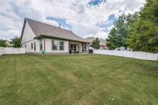 1101 Wisteria Ln, Savannah, TX 76227 - Photo 22