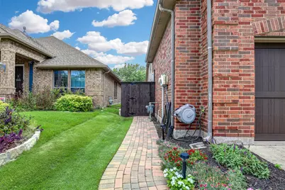 4720 McBreyer Place, Fort Worth, TX 76244 - Photo 4