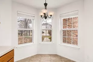 5315 San Mateo Ct, Arlington, TX 76017 - Photo 4