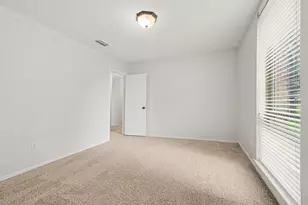 3413 Hightrail Ln, Garland, TX 75043 - Photo 32