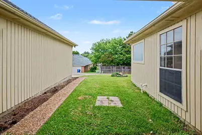 3413 Hightrail Lane, Garland, TX 75043 - Photo 34