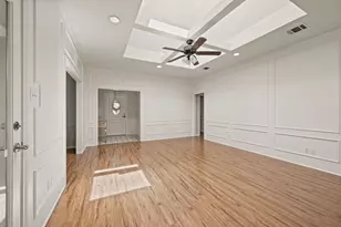 2141 N Aspenwood Dr, Grapevine, TX 76051 - Photo 10