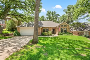 2141 N Aspenwood Dr, Grapevine, TX 76051 - Photo 1