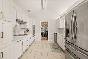 2141 N Aspenwood Dr, Grapevine, TX 76051 - Photo 18
