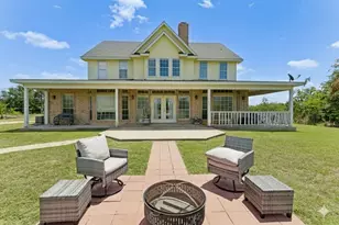944 Land of Goshen Dr, Springtown, TX 76082 - Photo 2