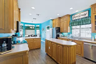944 Land of Goshen Dr, Springtown, TX 76082 - Photo 8
