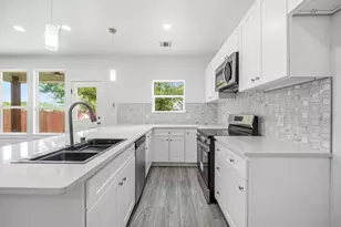 713 Exeter St, Fort Worth, TX 76104 - Photo 6
