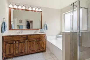 9236 Hunters Ct, White Settlement, TX 76108 - Photo 20