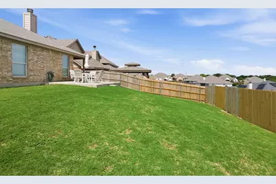 9236 Hunters Court, White Settlement, TX 76108 - Photo 30