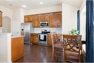 9236 Hunters Court, White Settlement, TX 76108 - Photo 12