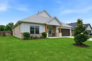 113 Wiley St, Stephenville, TX 76401 - Photo 24